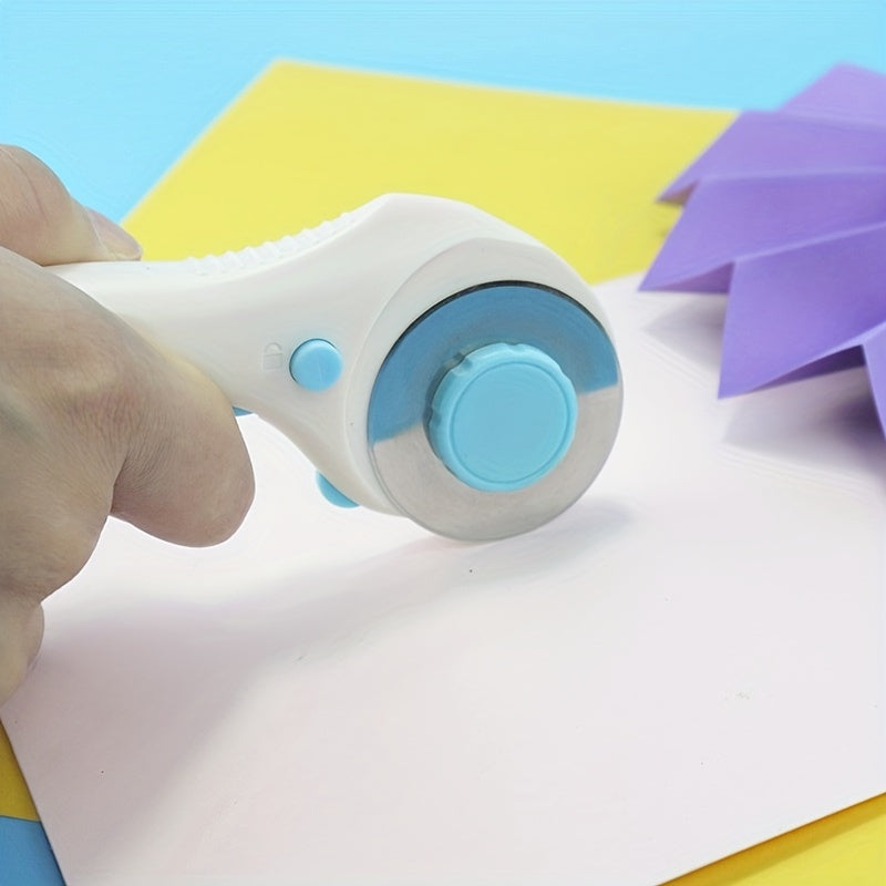 Rotary Cutter: The Ultimate Leather and Fabric Cutting Tool with Circular Blade