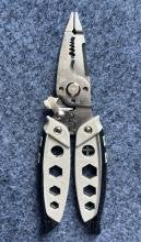 Y710 MULTIFUNCTIONAL PLIER