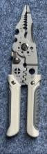 Z601 MULTIFUNCTIONAL PLIER